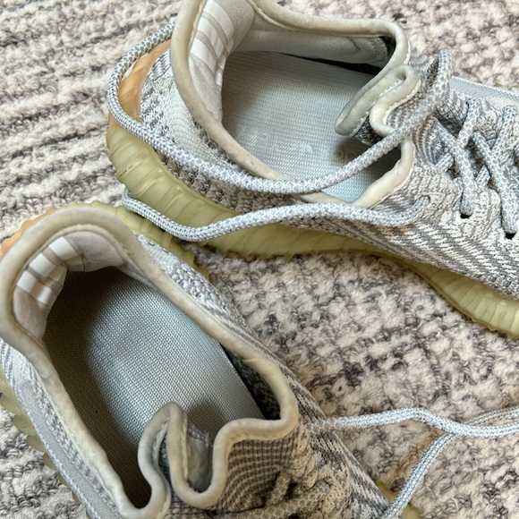 Adidas Yeezy boost 350 V2 - Picture 3 of 8
